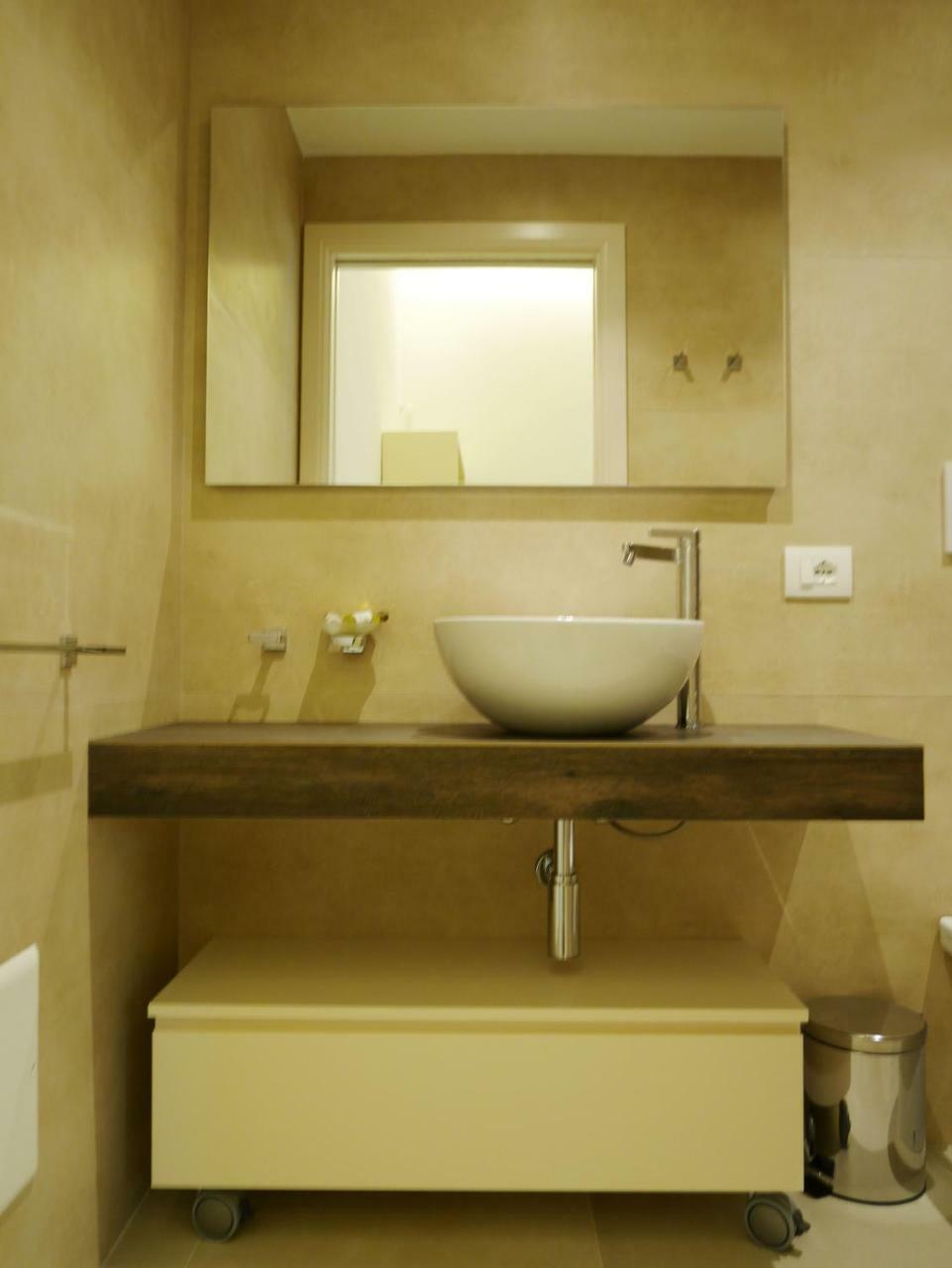 Palazzo San Lazzaro Bed & Breakfast Лече Екстериор снимка